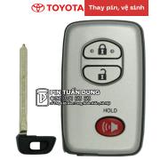 Thay pin chìa khóa xe ô tô Toyota Camry 3.5Q XLE