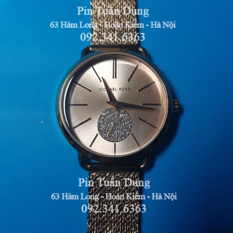 Thay pin đồng hồ đeo tay MICHAEL KORS MK3844  Pin Tuấn Dung