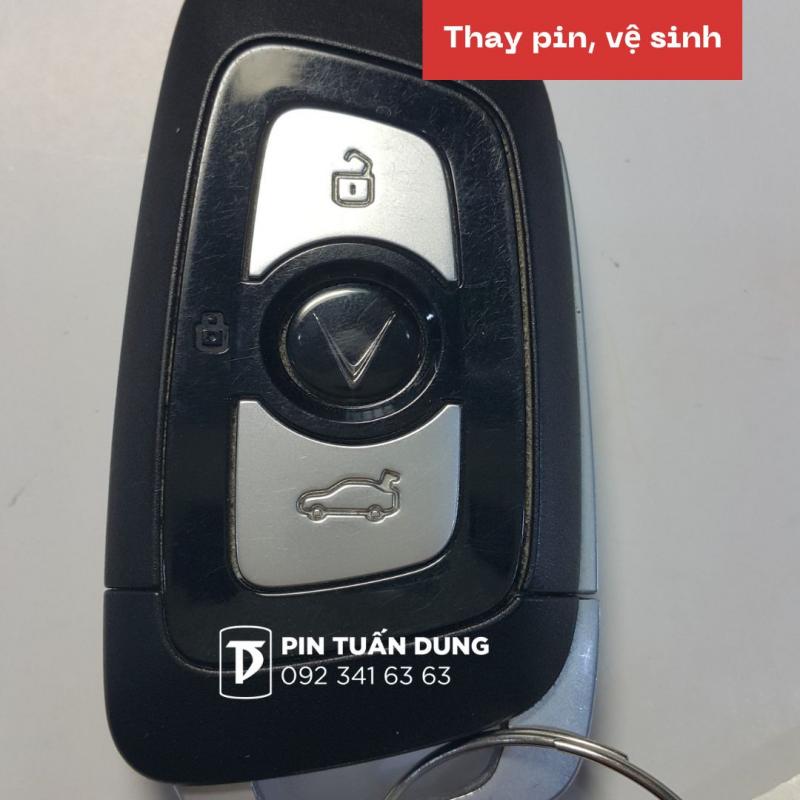 [PTD] Thay pin điều khiển xe VinFast Lux A2.0